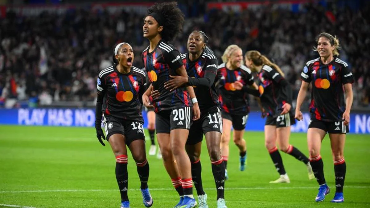 Лион разгромил Вольфсбург в овертайме и вышел в полуфинал женской ЛЧ