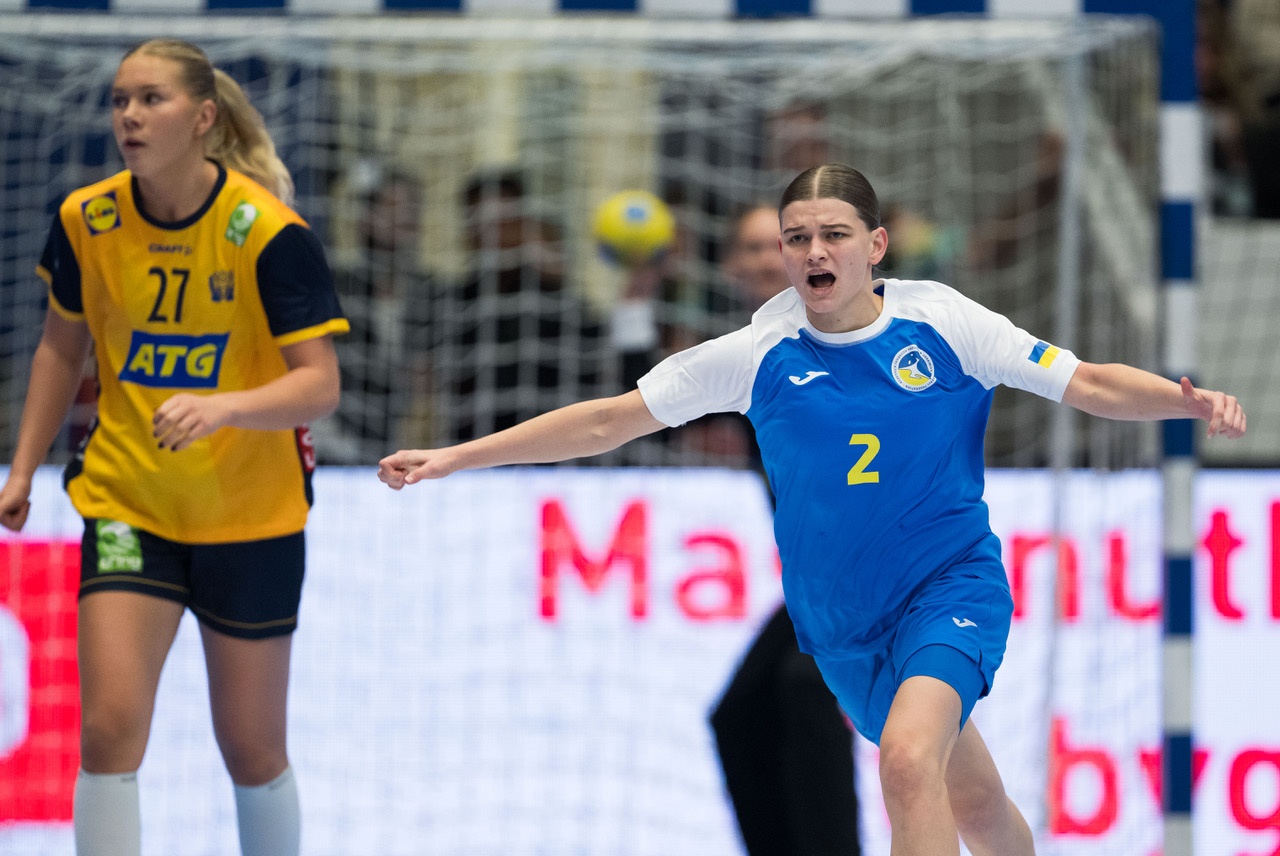 Украина проиграла Швеции в отборе Евро-2026 по гандболу среди женщин