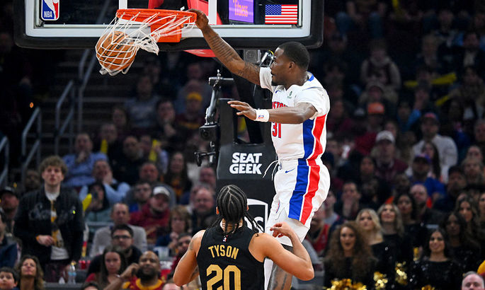 Кливленд одолел лидера Востока, Лейкерс и Оклахома не промахнулись: результаты дня в НБА