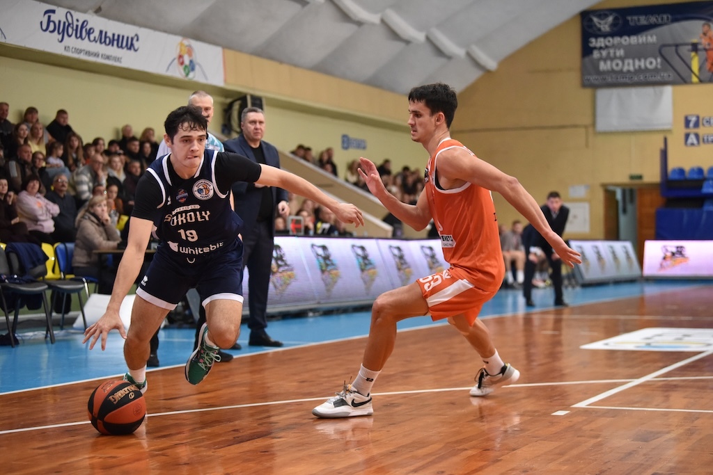 Харьковские Соколы обыграли Черкасских Мавп в центральном матче Суперлиги