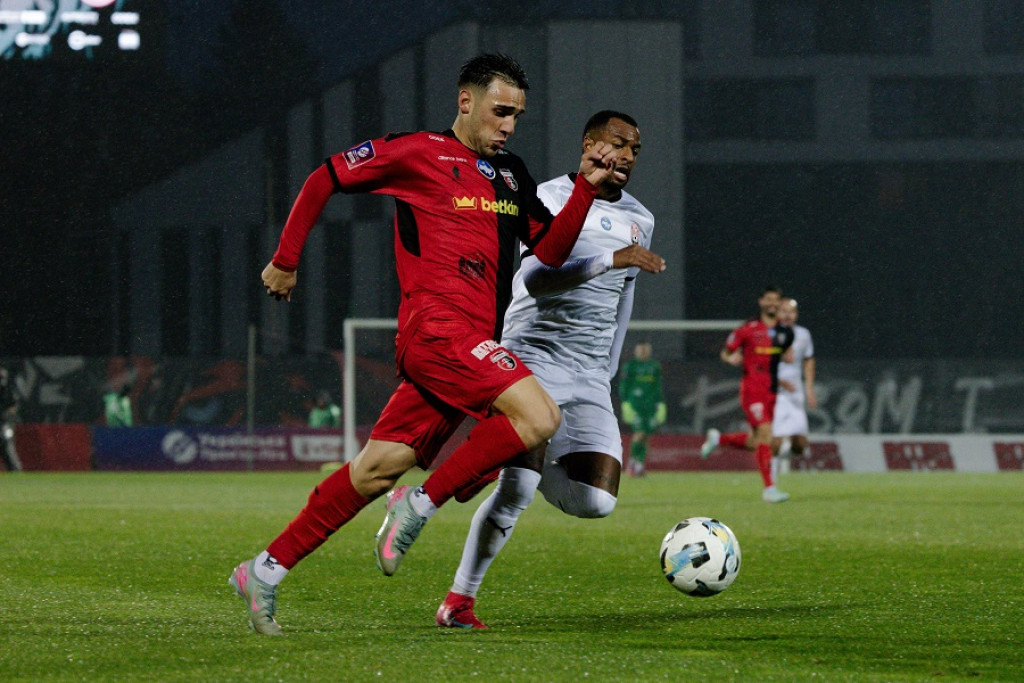 Верес у меншості втримав нічию з Зорею у 10-му турі УПЛ