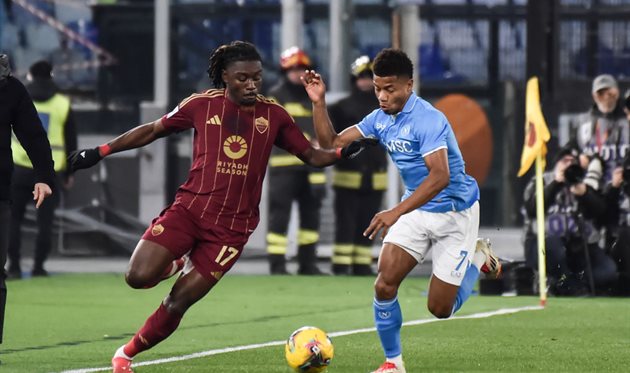 Нерес приносит Наполи победу над Ромой в центральном матче тура