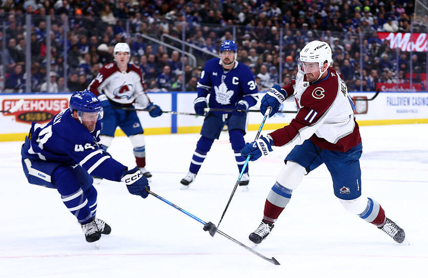 Колорадо впевнено розібрався з Торонто, Оттава розгромила Вегас: підсумки ночі в НХЛ