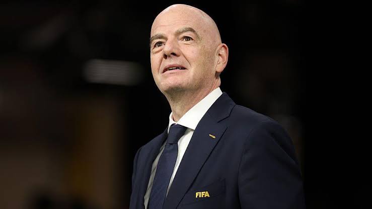 ФИФА принесла извинения за скандал вокруг FIFA Forward Enterprise и заявила о поддержке Инфантино