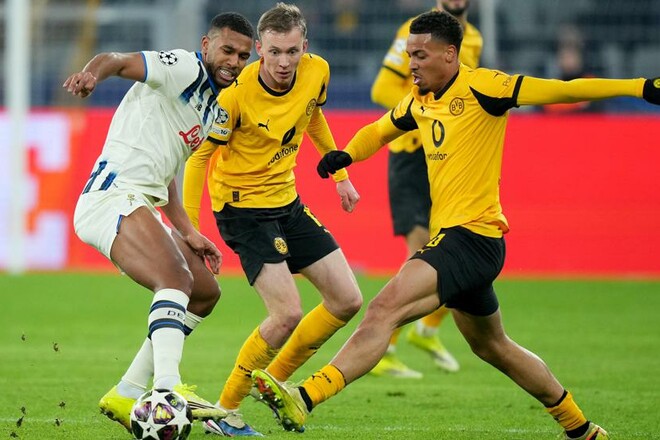 Аталанта разгромила Борусию Д и пробилась в 1/8 финала Лиги чемпионов