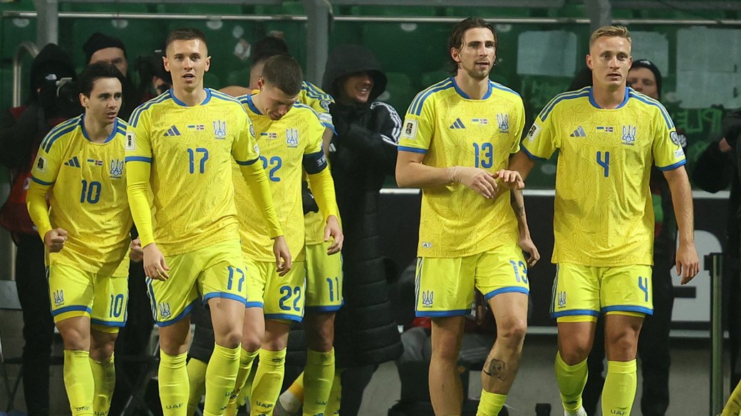 Сборная Украины потеряла две позиции в обновленном рейтинге ФИФА