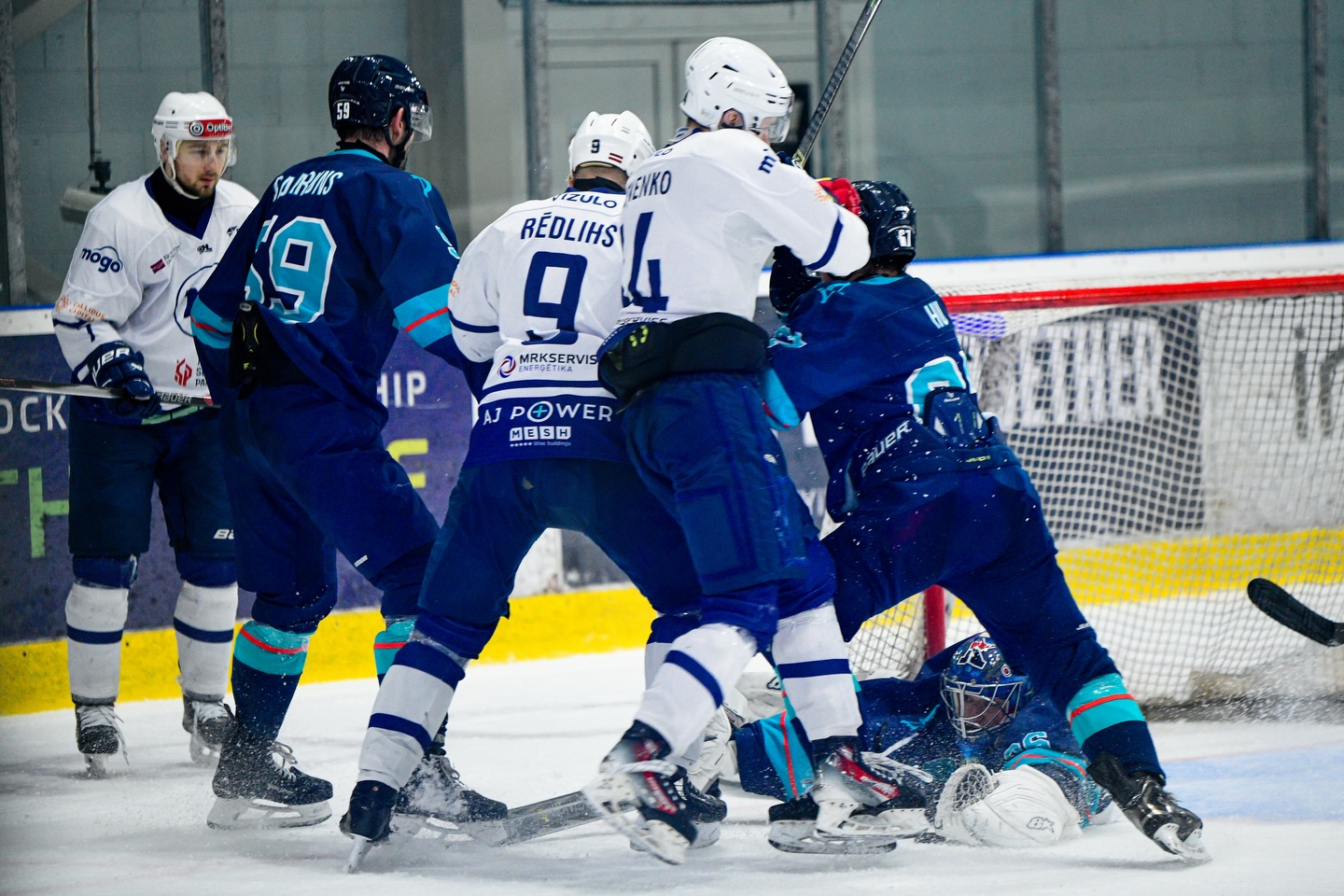 Киев Кэпиталз отыграли три шайбы, но уступили Мого в пятом матче серии