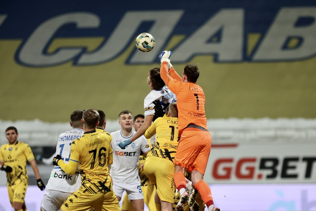 Динамо Киев обыграло Рух и остановило победную серию львовян