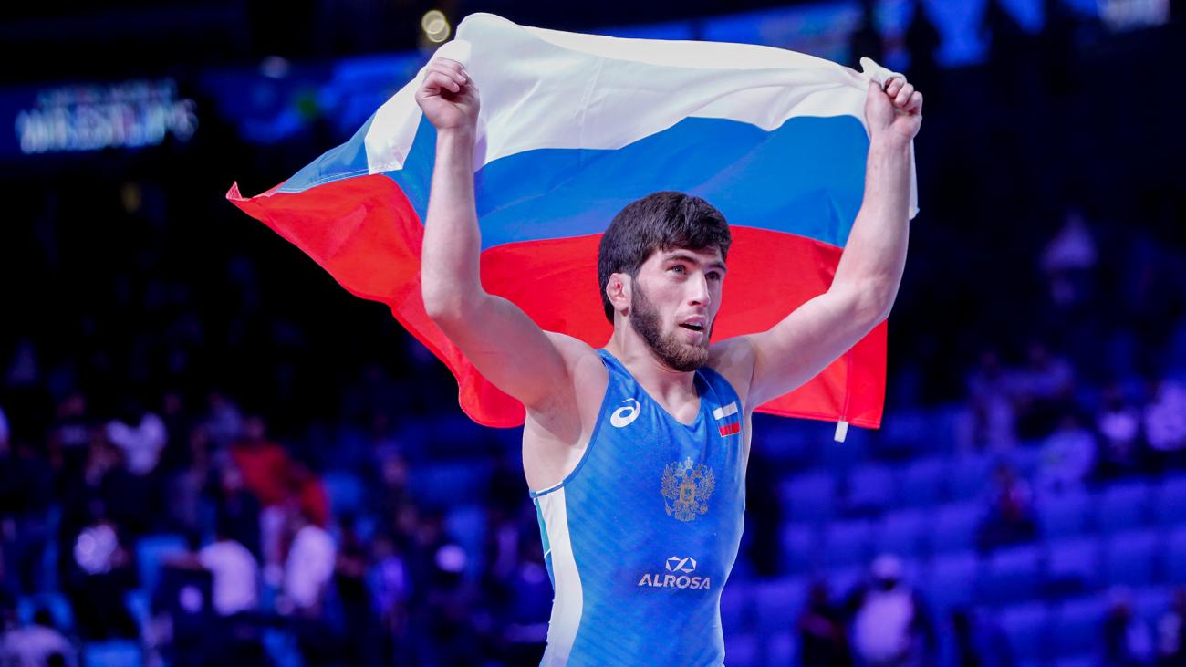 UWW дозволила російським та білоруським борцям виступати під національними прапорами
