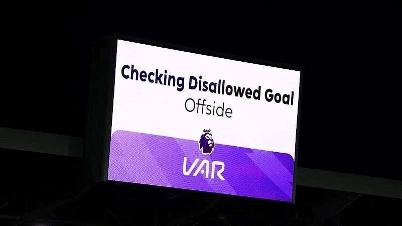 ФІФА випробувала технологію «Out of Bounds»: система фіксує вихід м’яча за лінію до голу