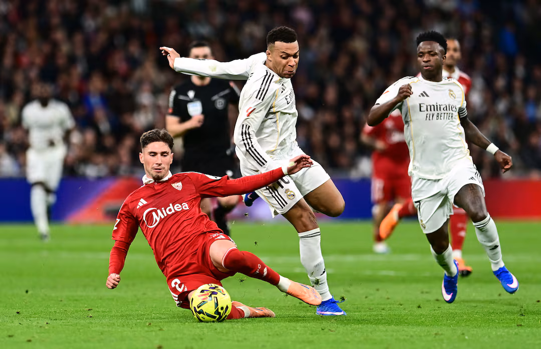 Реал впевнено обіграв Севілью та скоротив відставання від Барселони