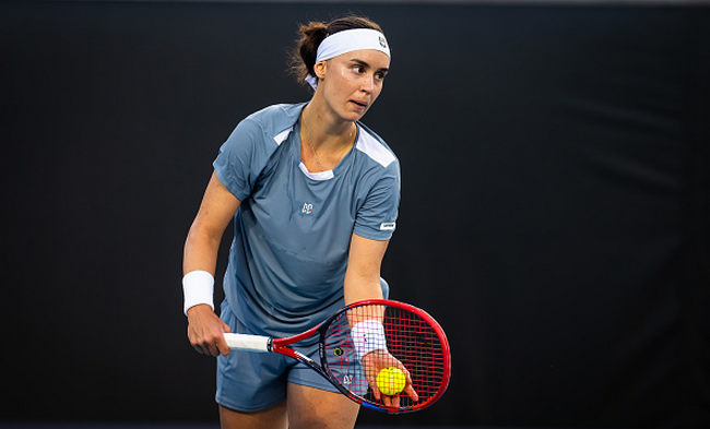 Калинина завершила выступление на Australian Open, уступив Ван Синьюй в двух сетах