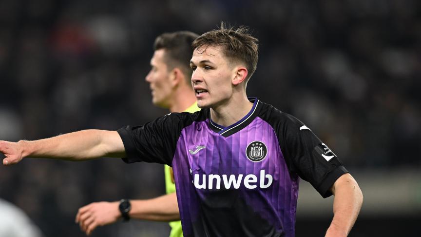 Даниил Сикан успешно прооперирован и пропустит около месяца