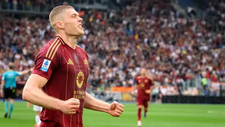 Артем Довбик увійшов до трійки найбільш високооплачуваних гравців Болоньї