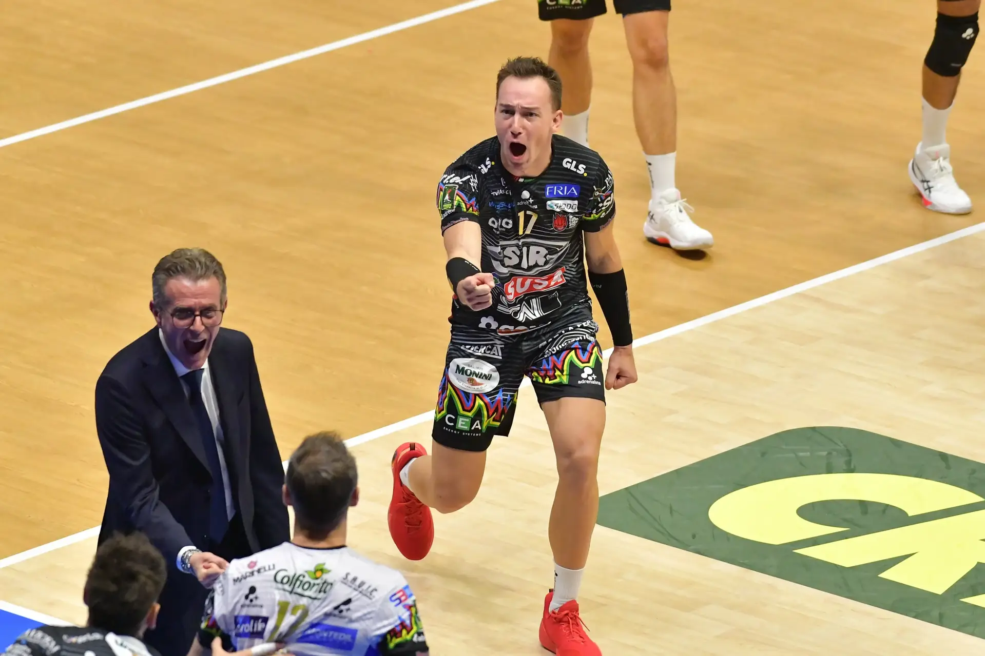 Перуджа Плотницького з першого місця в групі пробилася до півфіналу клубного ЧС-2025