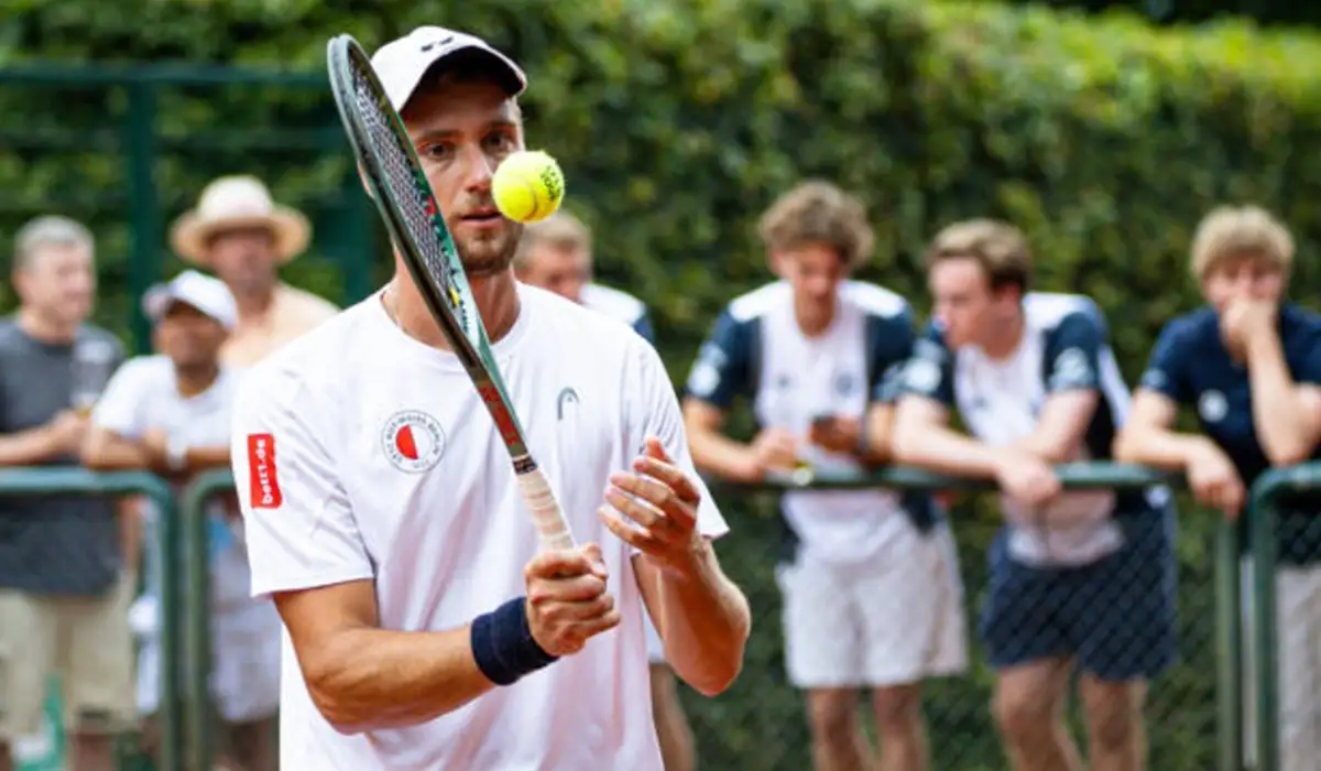 Крутих впевнено стартував в основній сітці Challenger у Празі