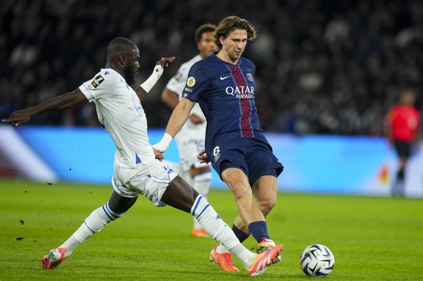 Гол Баркола приніс ПСЖ важку перемогу над Осером у 19-му турі Ліги 1