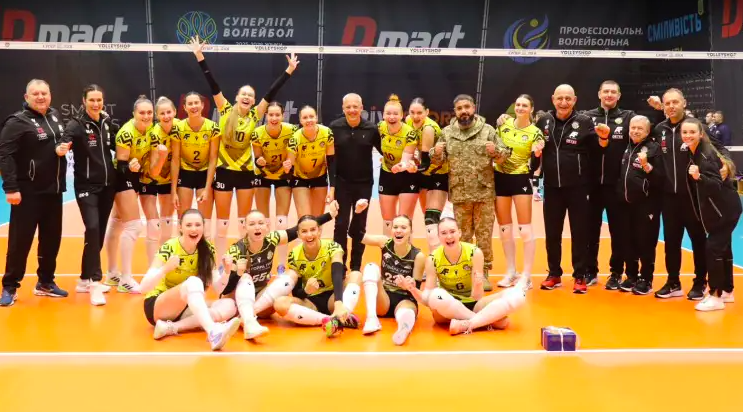 Буковинка вдруге поспіль стала володаркою Суперкубку