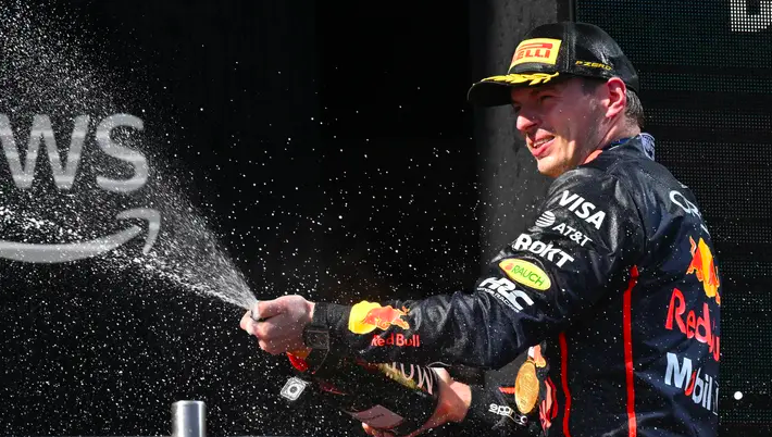 Ферстаппен упевнено виграв Гран-прі США, скоротивши відставання в чемпіонаті