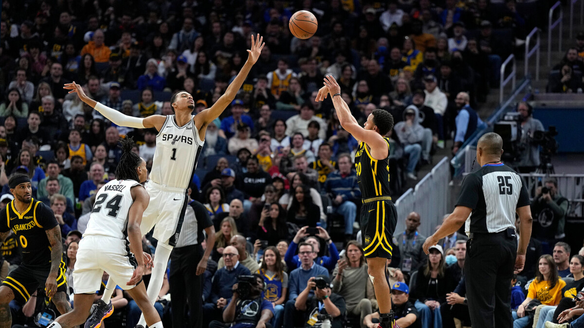 Каррі вибухнув 46 очками у переможному матчі Голден Стейт, Детройт продовжив переможну серію