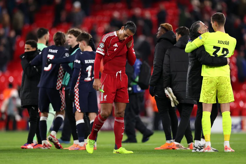 ПСВ разгромил Ливерпуль на Энфилде и усугубил антирекорд красных