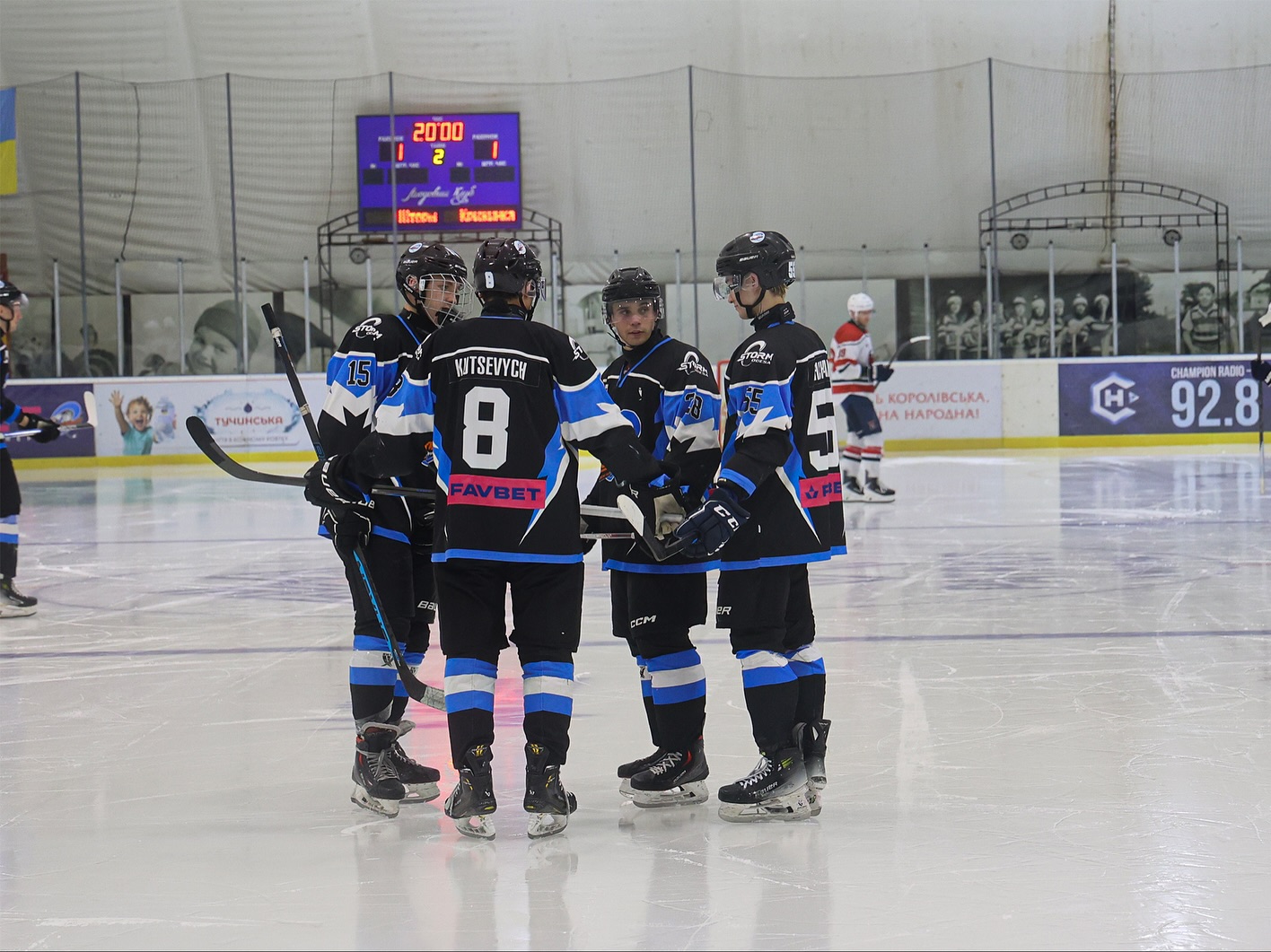 Шторм обіграв Крижинку у матчі аутсайдерів чемпіонату України з хокею