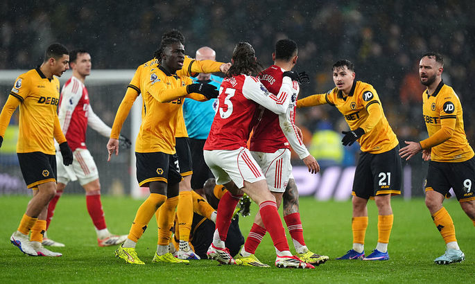 Арсенал упустил победу над Вулвергемптоном в компенсированное время