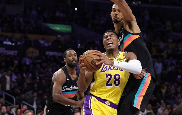 40 очков Вэмбаньями: Сан-Антонио разгромил Лейкерс, Индиана вырвала победу в овертайме