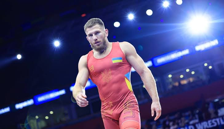 Українця Фільчакова позбавили бронзи ЧС-2026 з боротьби: у Федерації боксу Києва заявили про суддівське свавілля